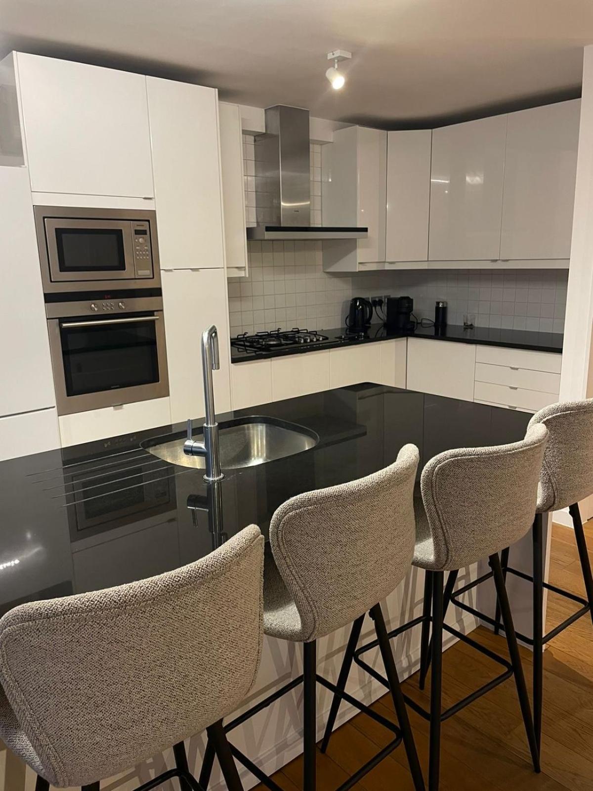 3 Bedroom In Chelsea Appartamento Londra