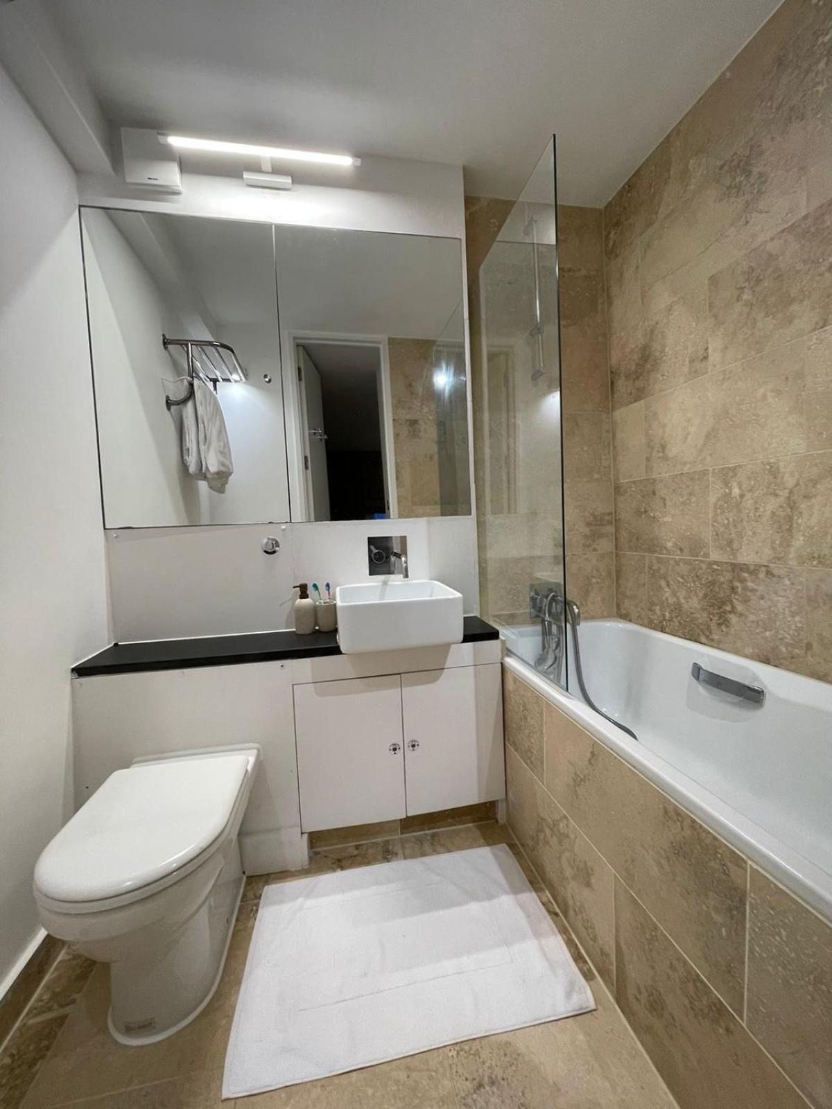 3 Bedroom In Chelsea London